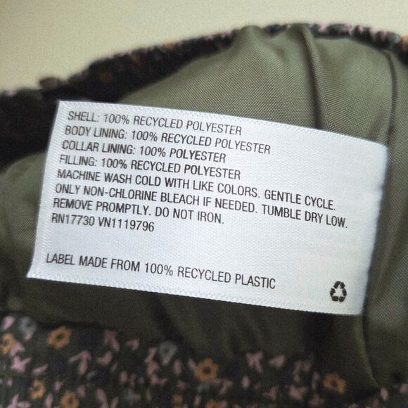 Universal Thread Puffer Vest Size M Green Floral Sherpa Collar Full Zip Winter - Picture 8 of 8